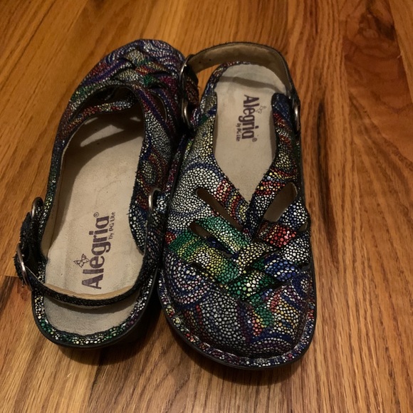 Colorful Patterned Work Clogs🌈 - Picture 1 of 2